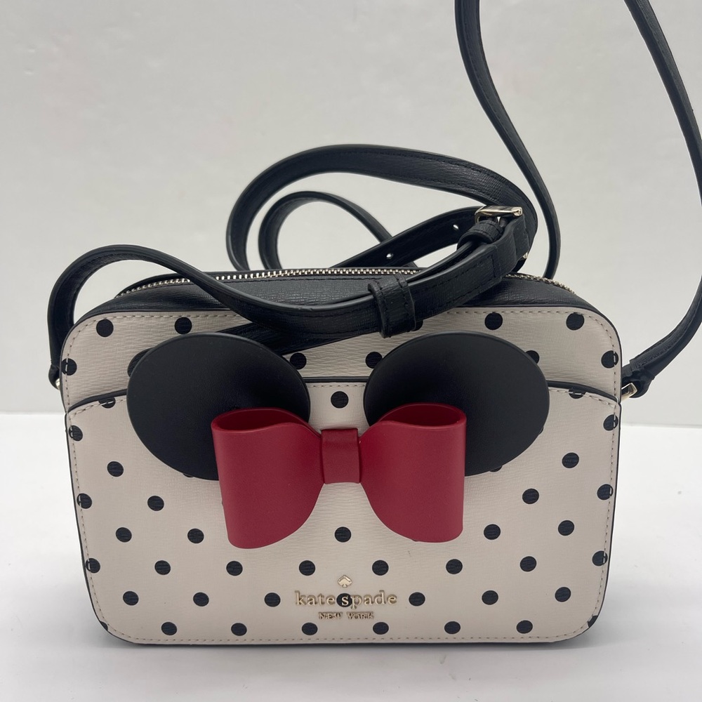 kate spade disney x kate spade new york other minnie mouse camera bag
NWT